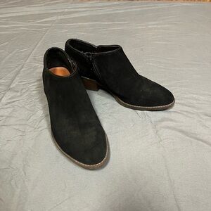 Lucky Brand Black Suede Ankle Booties Side Zip Size 7